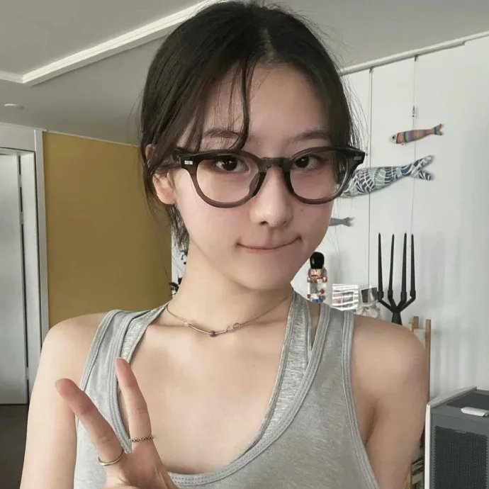 白日梦与她